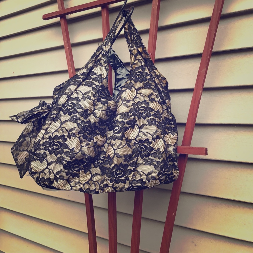 PRICE DROP🎉Maurice's purse