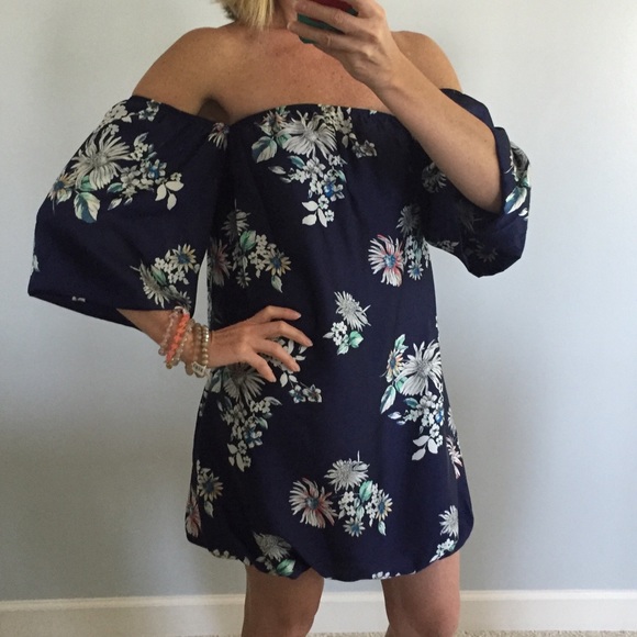 🌻1 MED🌻Navy Floral Print Dress - Picture 4 of 6
