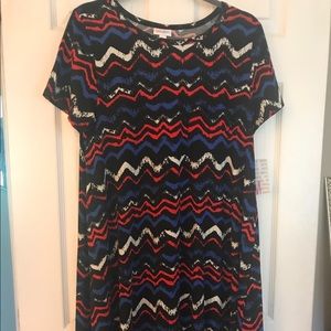 LuLaRoe Carly NWT size M Americana
