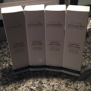 Proactive Clarifying Night Cream