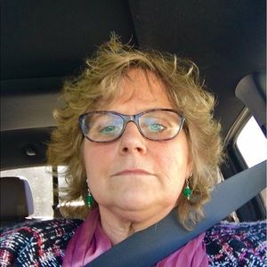 Meet your Posher, Lori