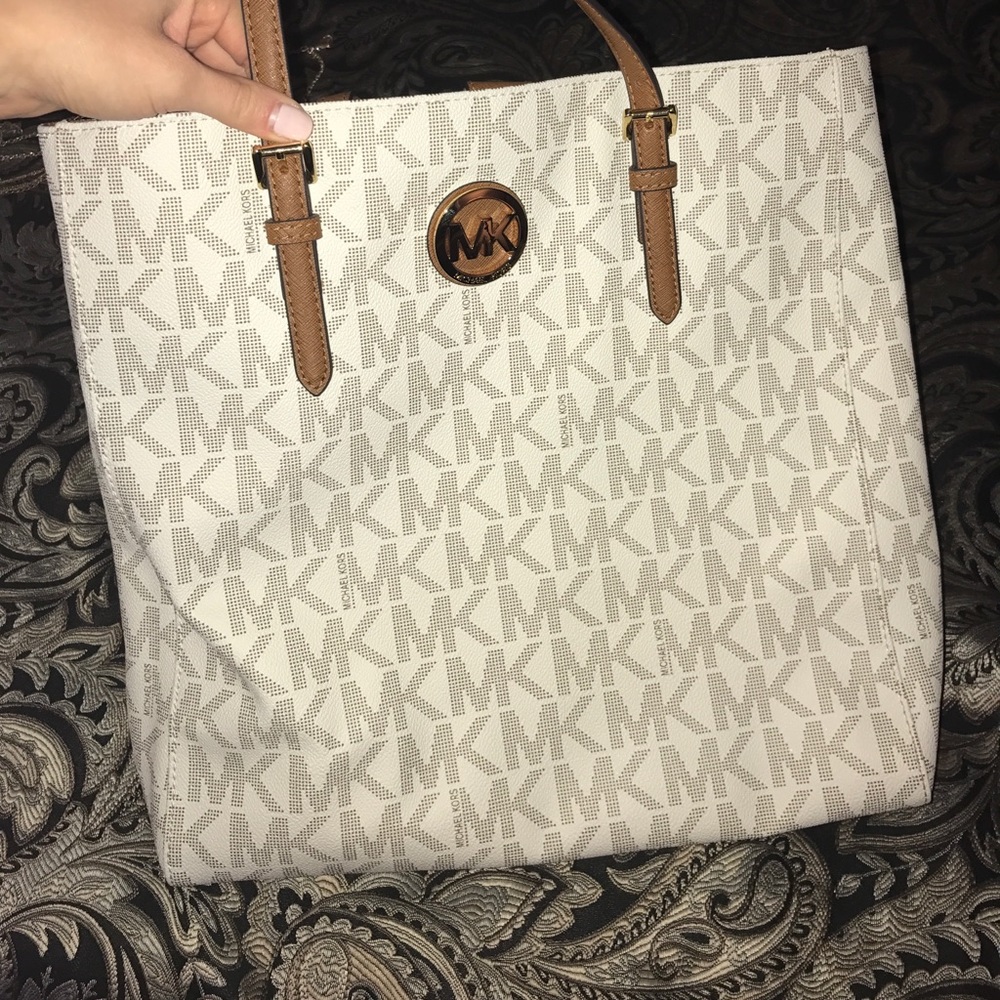 Michael Kors tote