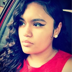 Meet your Posher, Jacqueline