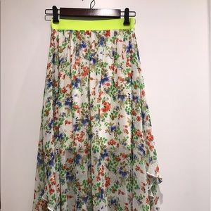 Frill bottom floral maxi skirt size small