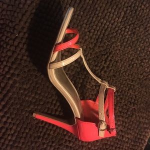 Like new... great shoe