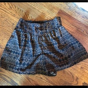 Tribal print flowy shorts Forever 21