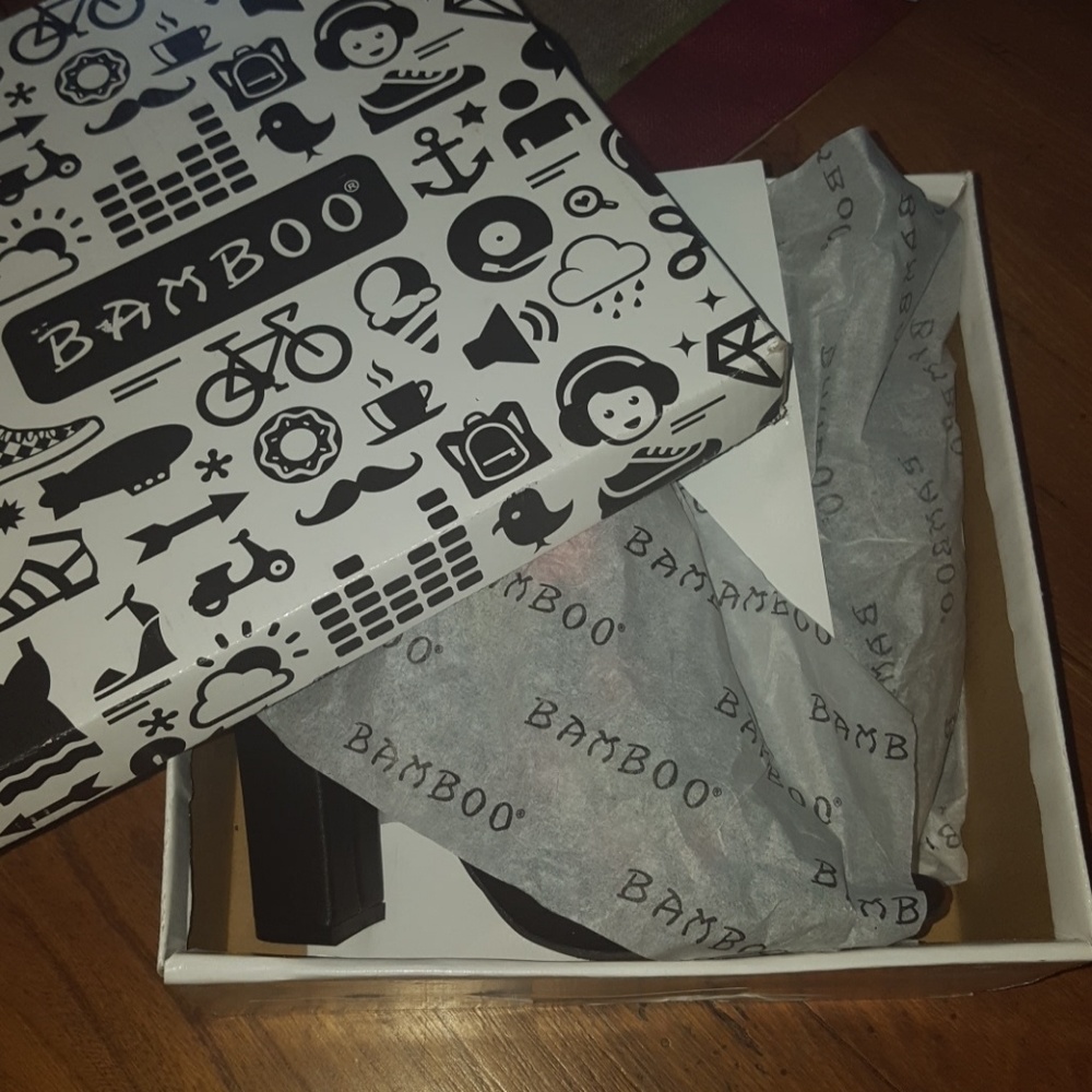 Brand new embroidered peep toe boots - Picture 5 of 5