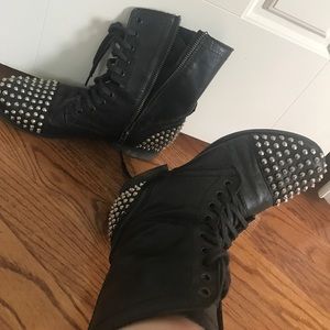Steven Madden Tarnney Stud Lace Up Boots