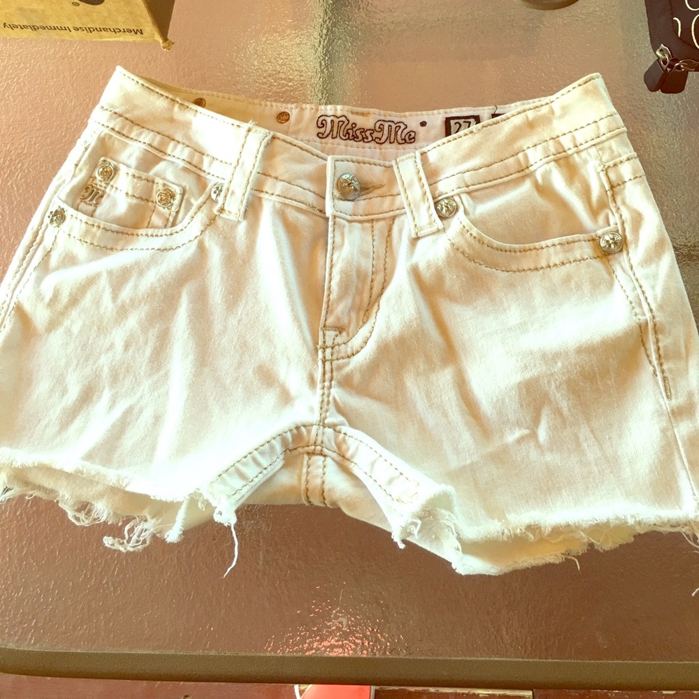 Miss Me Shorts💚