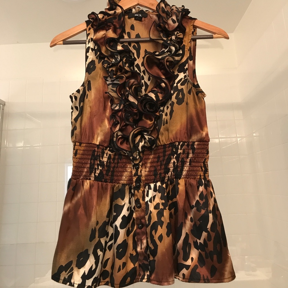 Fun and gorgeous leopard print blouse