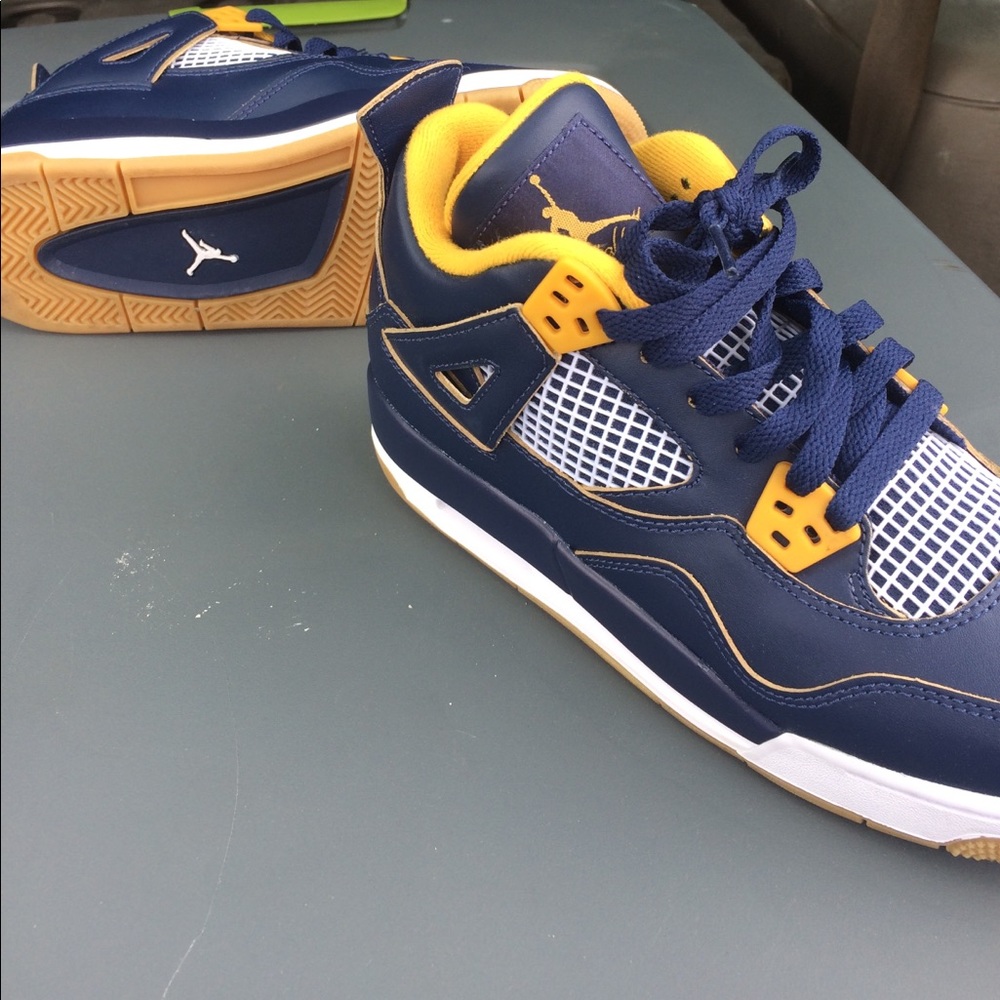 Jordan Retro 4s