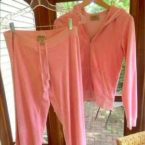Juicy Couture sweatsuit: capris and hoodie