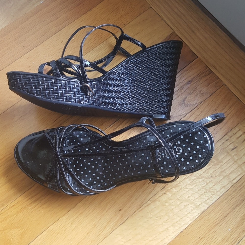 Guess  wedges