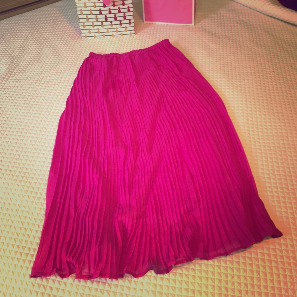 Beautiful maxi pink skirt