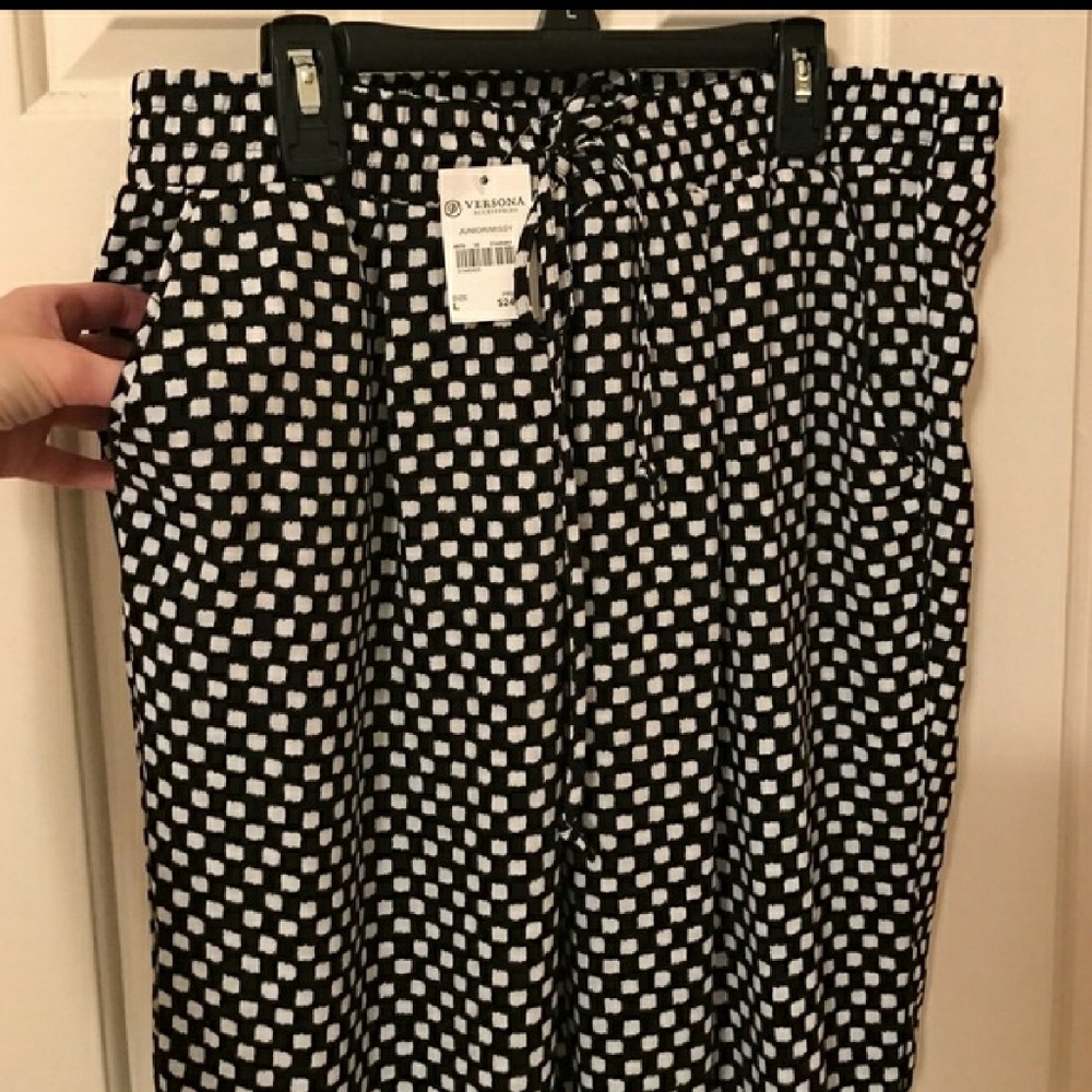 Ankle pants