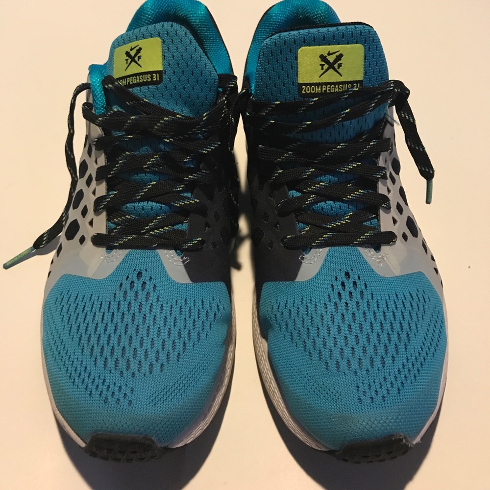 ⚡️SALE⚡️Men's Nike Sneakers