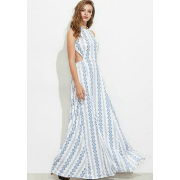 🌿BACKLESS BACK TIE MAXI DRESS🌿 - Picture 4 of 6