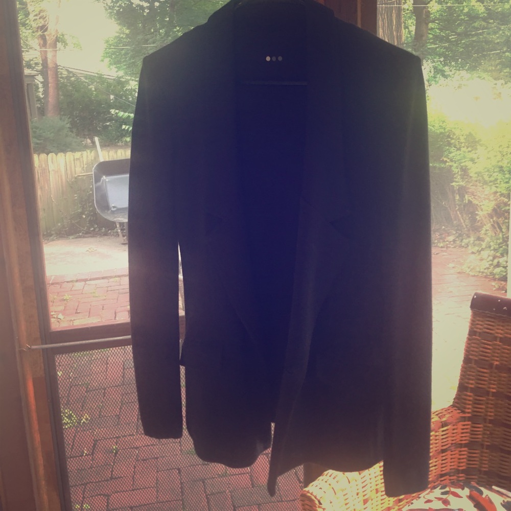 3 dots black classic blazer
