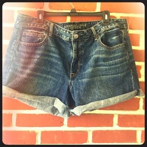 Women's size 18 American Eagle Midi Jean Shorts