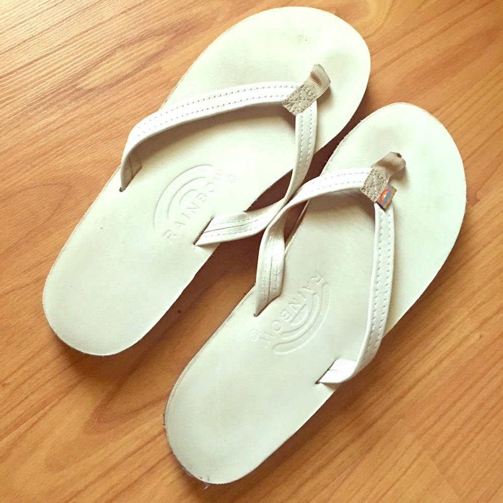 RAINBOWS!!! Size medium (6.5-7.5)