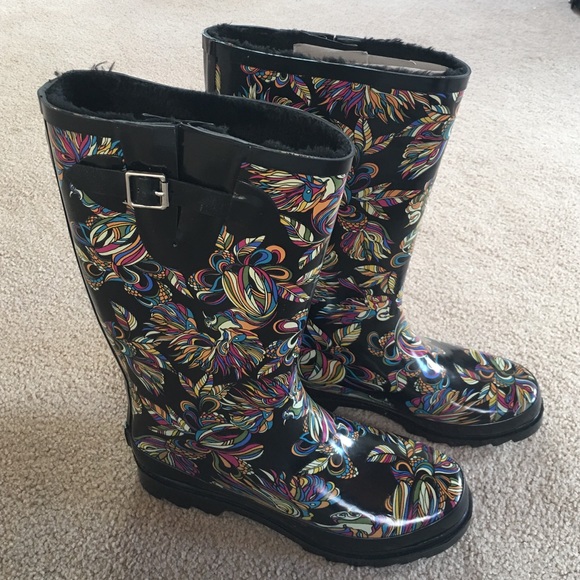 peace rain boots