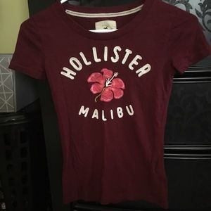 Hollister Graphic Tee