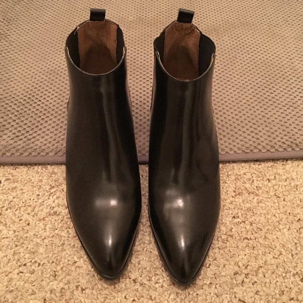 👠GAP BLACK BOOTS - BRAND NEW