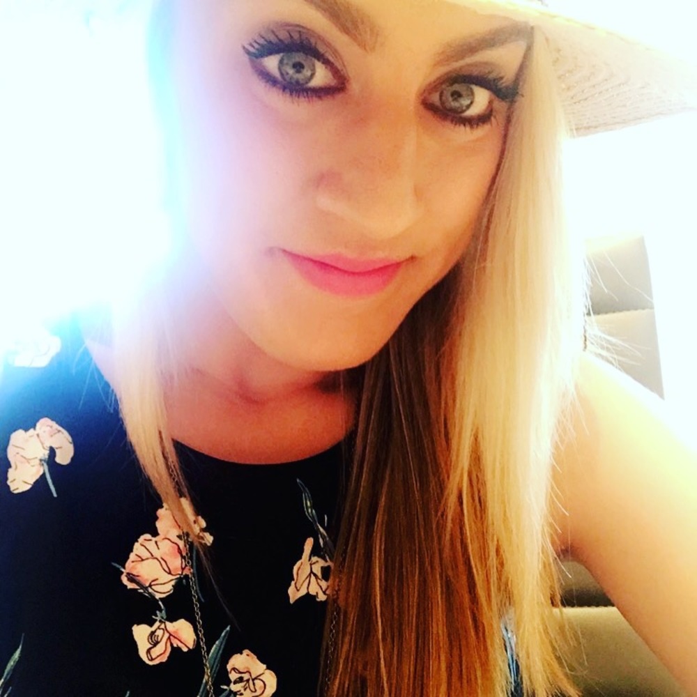 Meet your Posher, Janelle