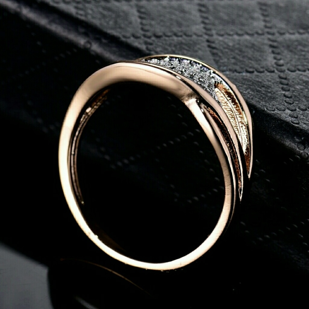 ring - Picture 3 of 4