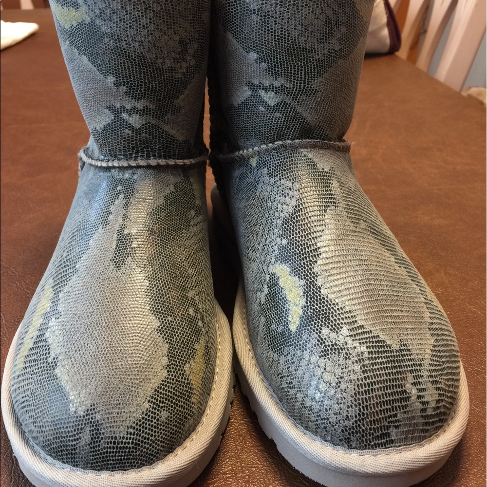 Australia 'Mini Bailey Bow' Snake Print Boot