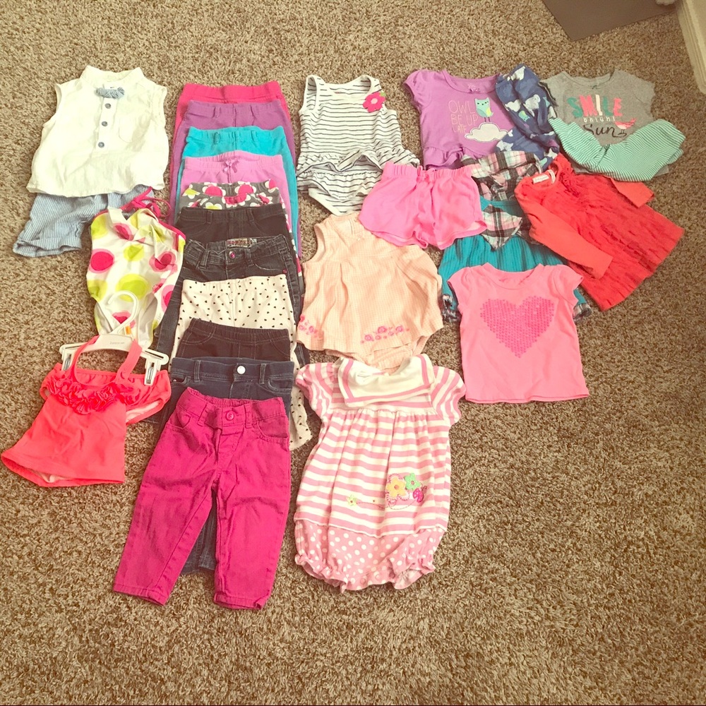 ⛔️SOLD⛔️ 27-pc. Bundle of 12M Baby Girl Clothes