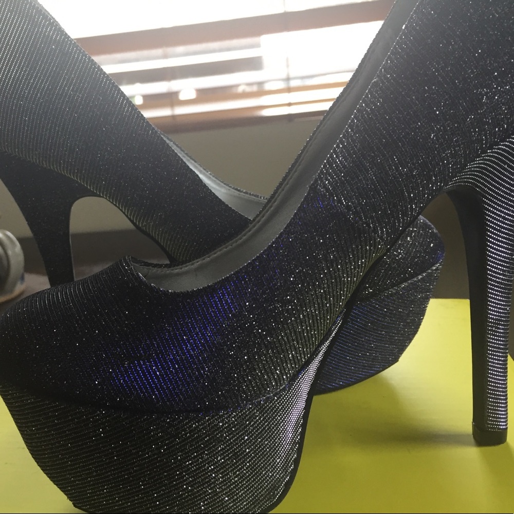 Shoes - Picture 2 of 3
