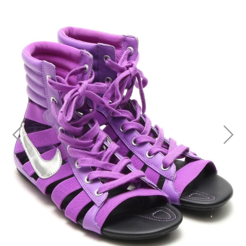 WANTED: Nike gladiator sandals size 9-10