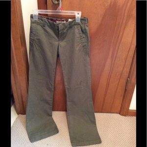 New With Tags Old Navy Olive Green Pants size 0!
