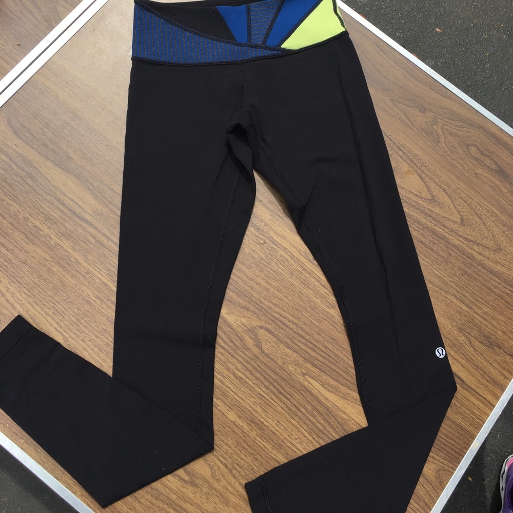 Lululemon yoga pants
