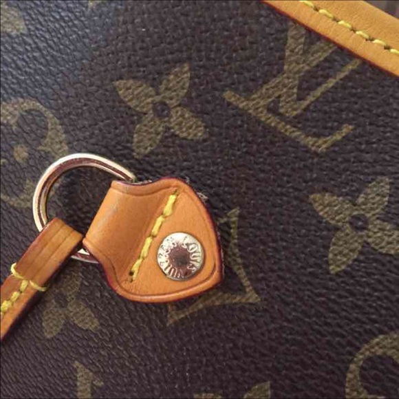 Louis Vuitton Neverfull MM - Picture 3 of 8