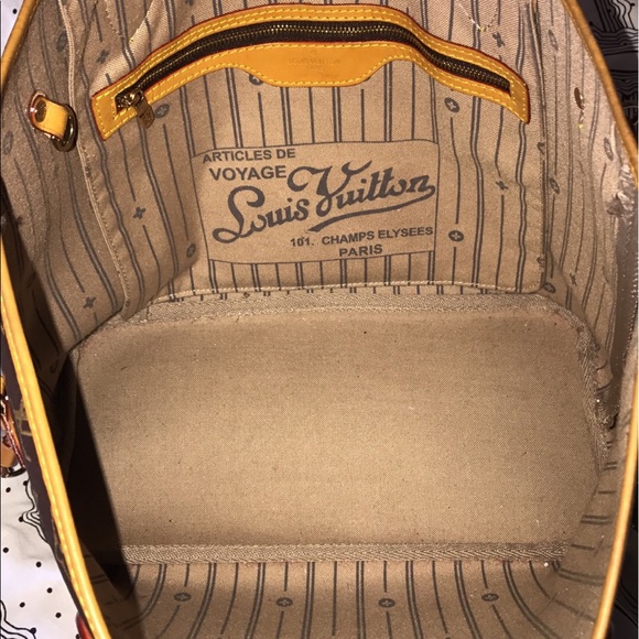 Louis Vuitton Neverfull MM - Picture 8 of 8
