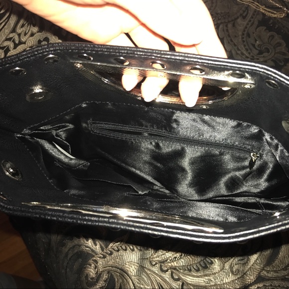 Black studded clutch - Picture 3 of 4