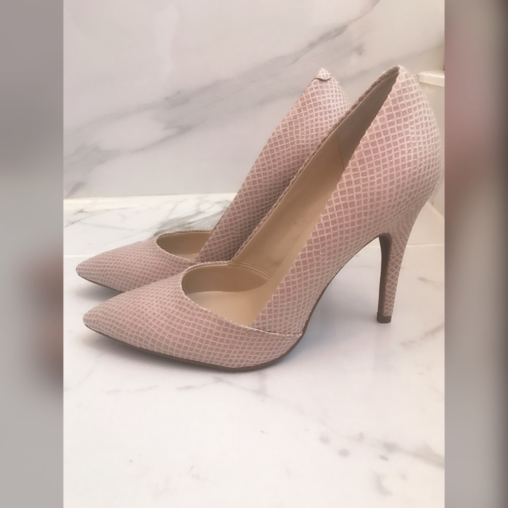 Guess heels