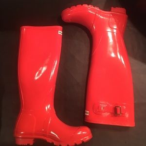 Hunter orange rain boots