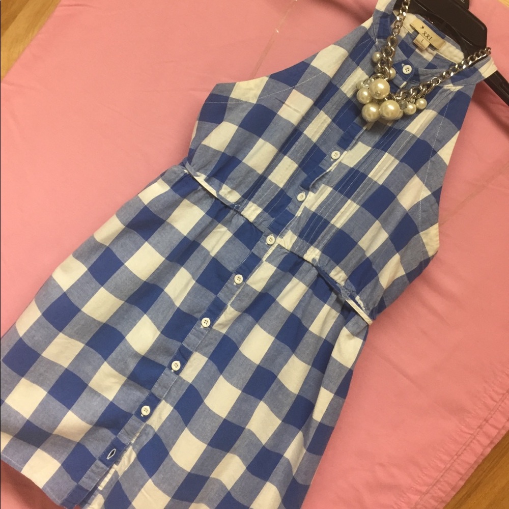 checkered mini dress 👗😍