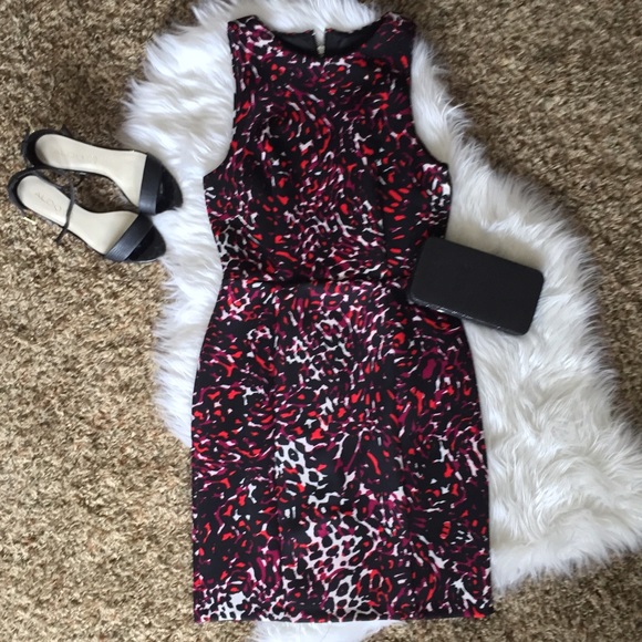 SOLD H&M Printed Bodycon Neoprene Dress - Picture 1 of 3