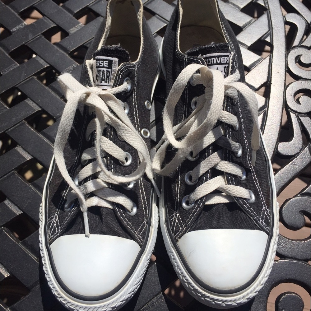 Black converse