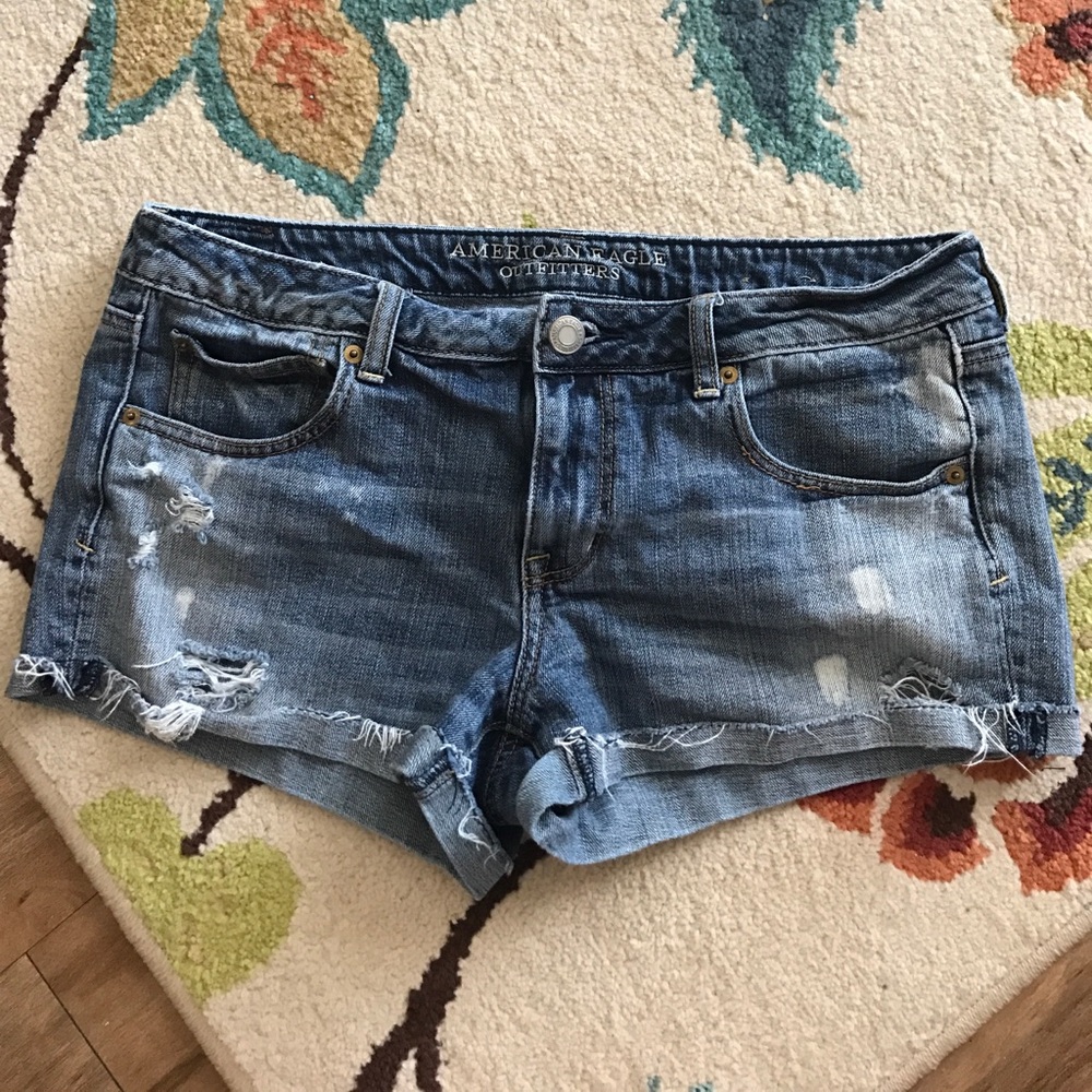 AE shorts