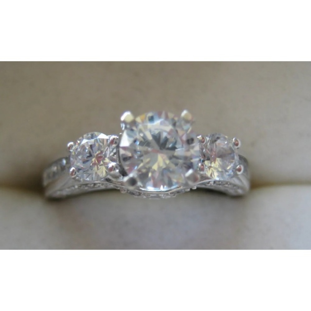 Sterling Silver Round Cut Wedding Ring