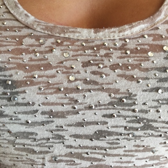 Beaded tank top - Picture 2 of 2