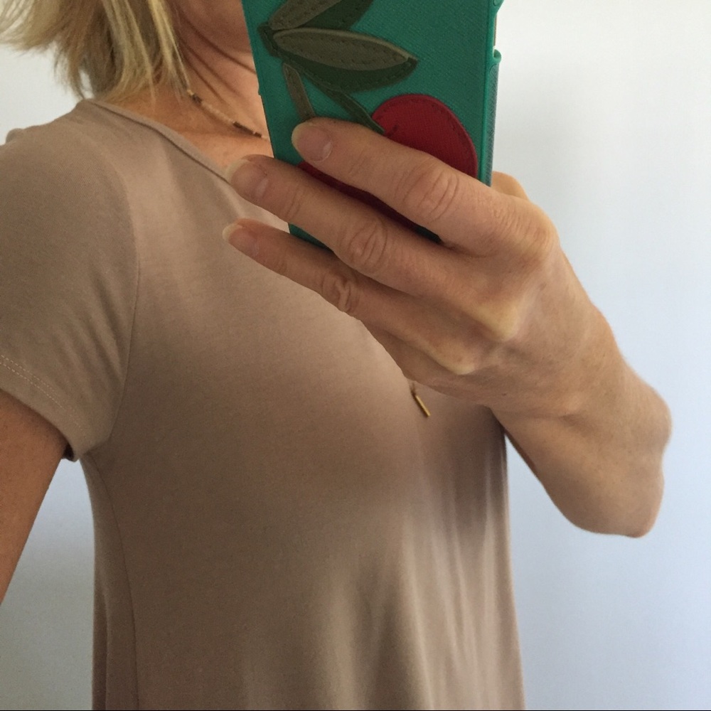 ❤️1 SMALL❤️Taupe Color Short Sleeve Tunic Top - Picture 5 of 6