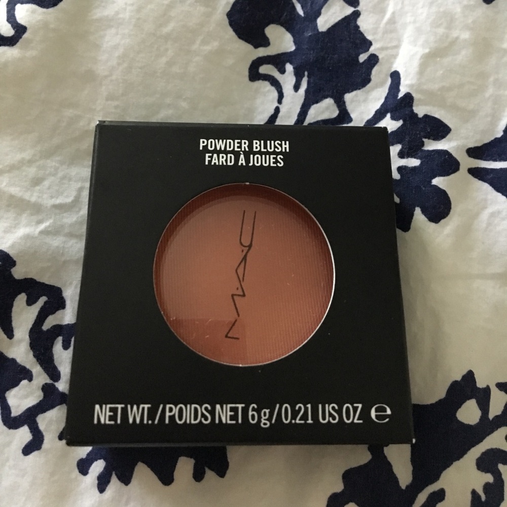 NWT MAC powder blush color: STYLE