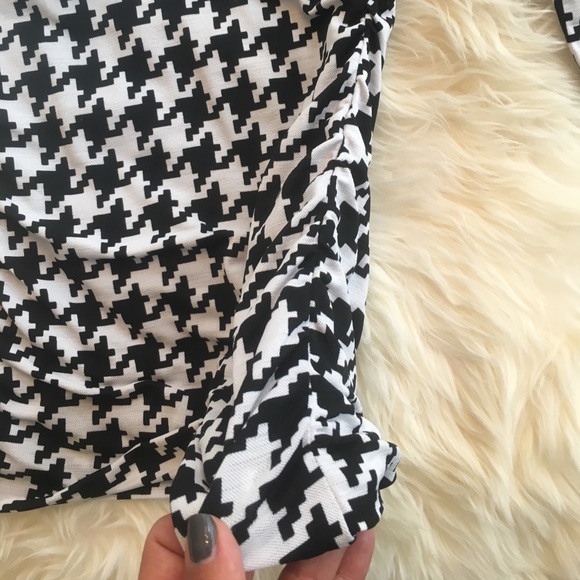 Houndstooth top - Picture 2 of 7