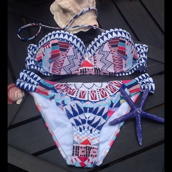 Last one🎉HP🎉💙Summer ready bikini💙 - Picture 2 of 3